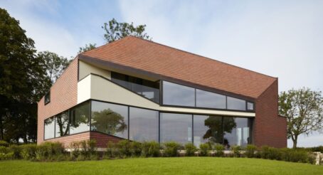 Minder zorgen, meer comfort: kies een hellend dak